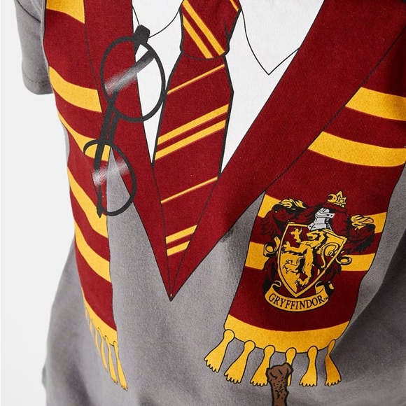 New Harry Potter License Character Cape T-shirt - Picture 6 of 9